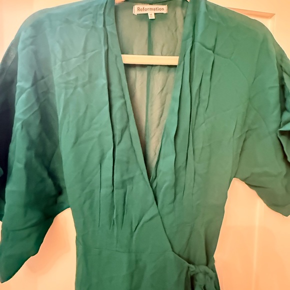 Reformation Dresses & Skirts - Reformation WINSLOW Emerald Wrap Dress - XS - BNWT